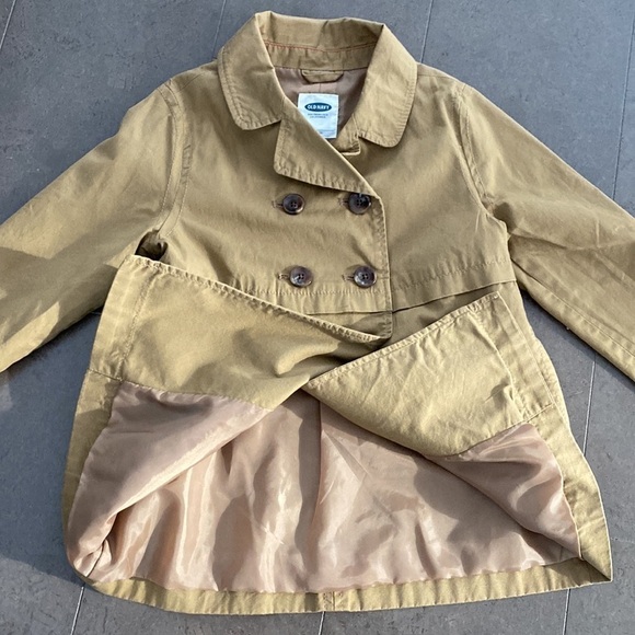 Old Navy girls trenchcoat size 5T - Picture 4 of 6